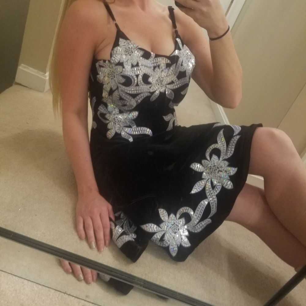 Salsa Velvet Dress M - Picture 4 of 4